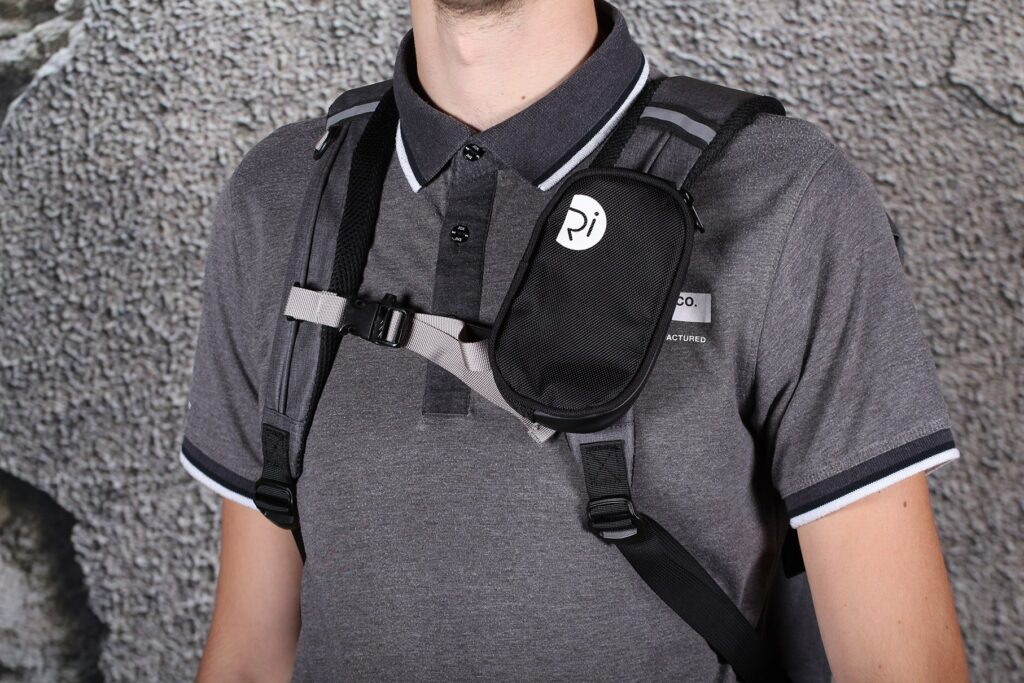 Rivelo Coombe Dry Rucksck – straps.jpg