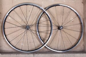 Shimano Dura Ace C24 Carbon Clincher wheelset.jpg