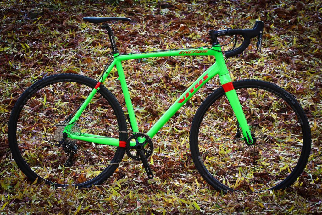 Vitus Energie Apex – full bike.jpg