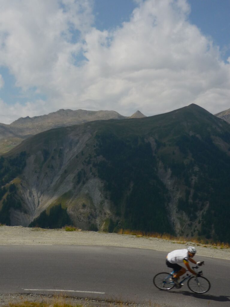 HauteRoute Day6 BonetteDescending.jpg