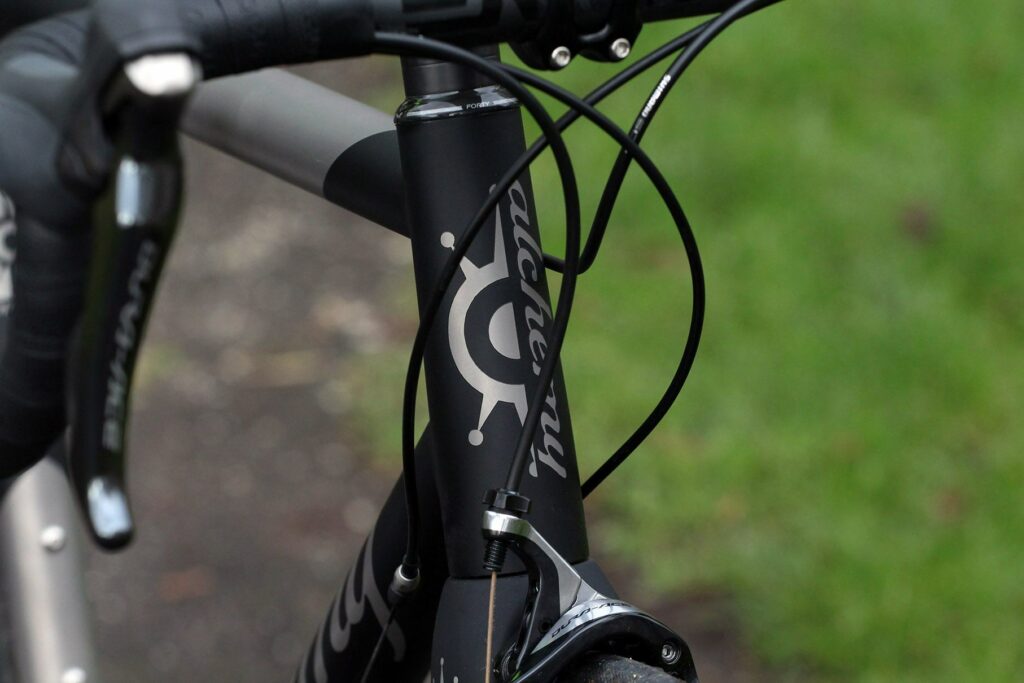 Alchemy Eros – head tube.jpg