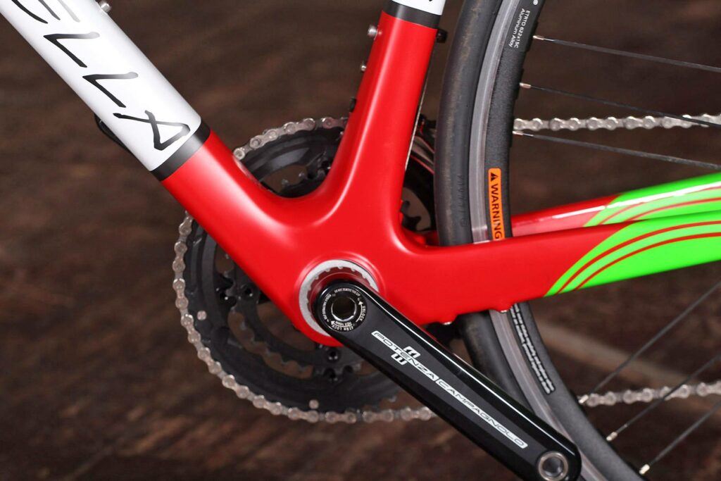 Estrella Camino Liso – bottom bracket.jpg