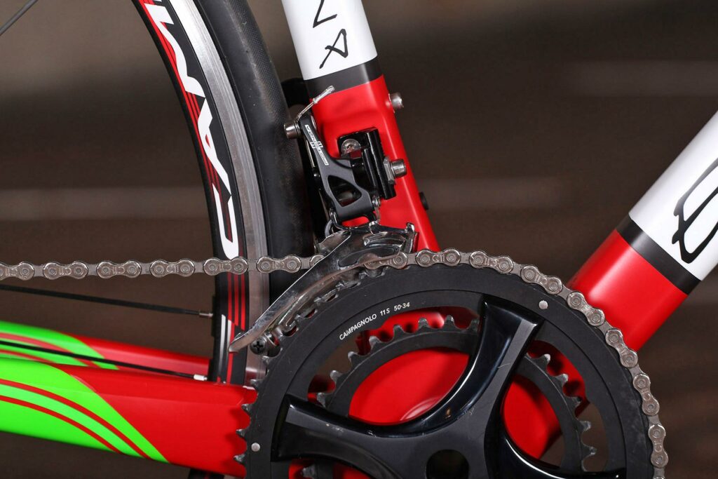 Estrella Camino Liso – front mech.jpg