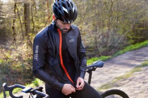 gore one active jacket5.jpg