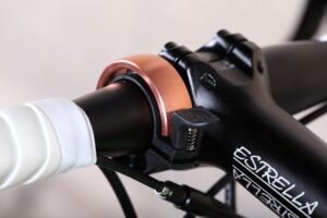 Knog Oi Classic Bell - on bike 2.jpg