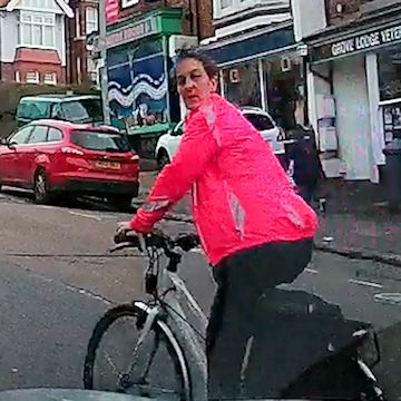 Police seek cyclist in Brighton