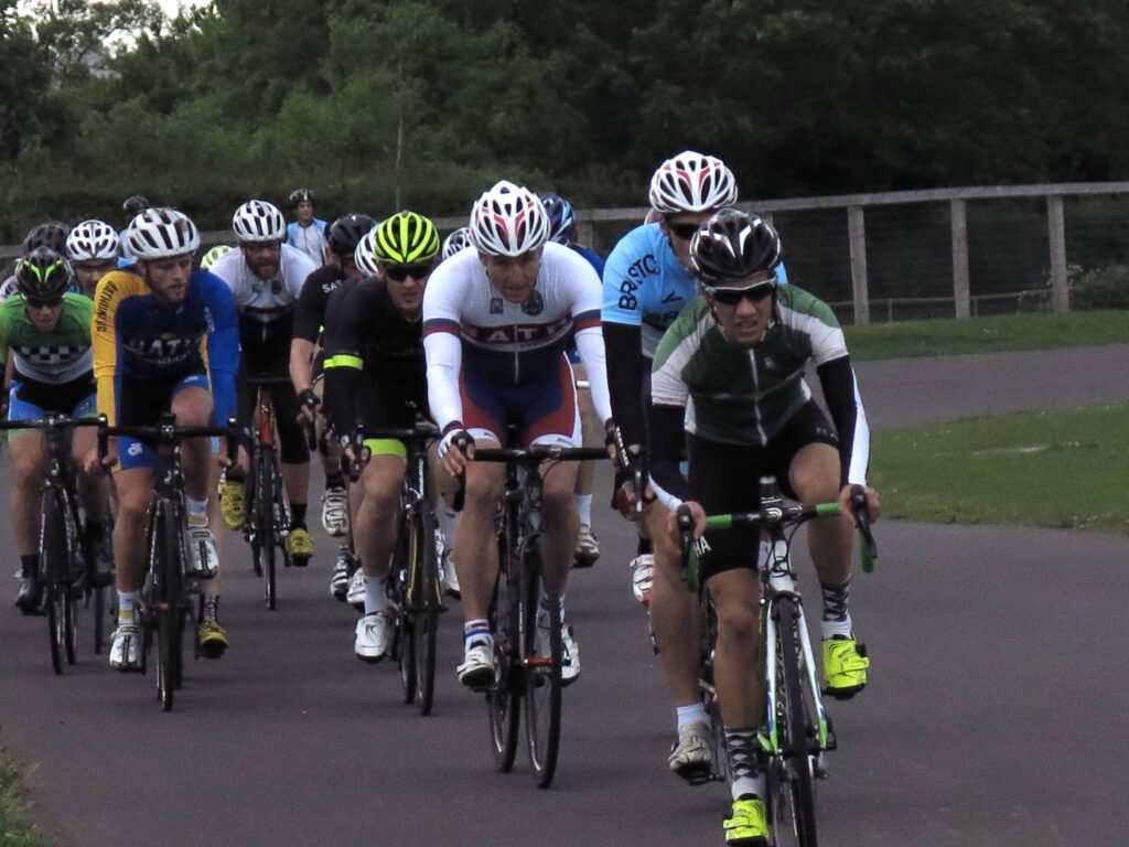 Cat 3 racing on a cheap bike – hiding