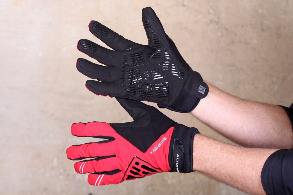 Altura Peloton Progel Waterproof Glove.jpg
