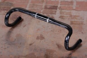 Bontrager Pro IsoCore VR-CF Road Bar.jpg