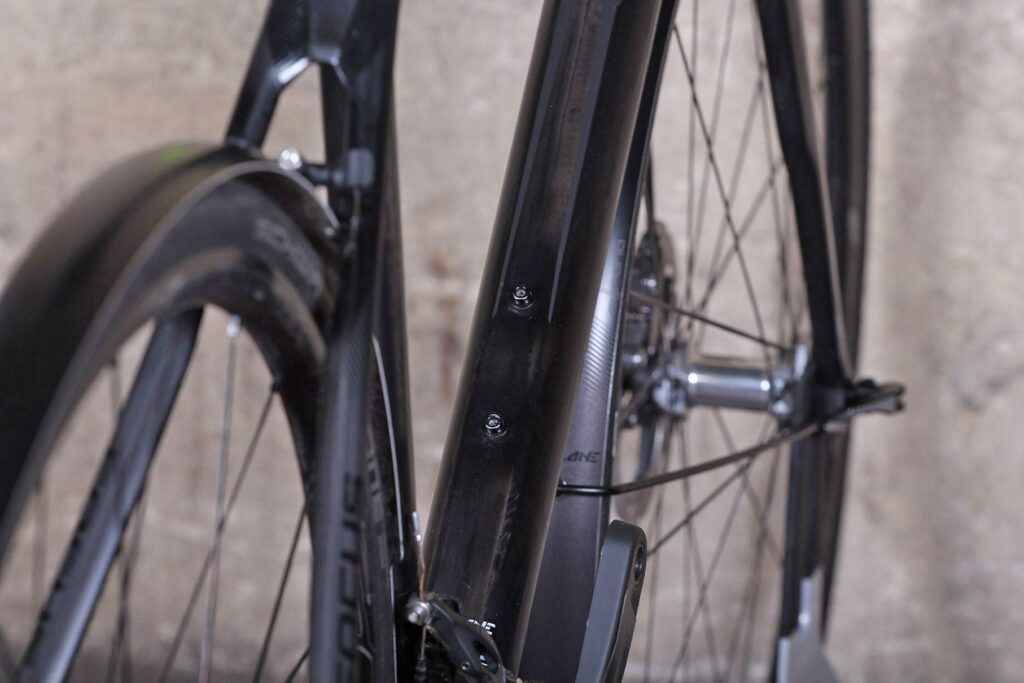 Focus Paralane Ultegra – bosses.jpg