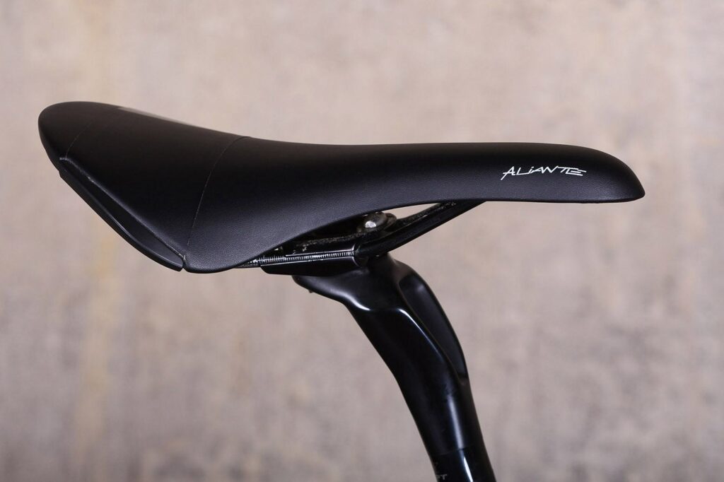 Focus Paralane Ultegra – saddle.jpg