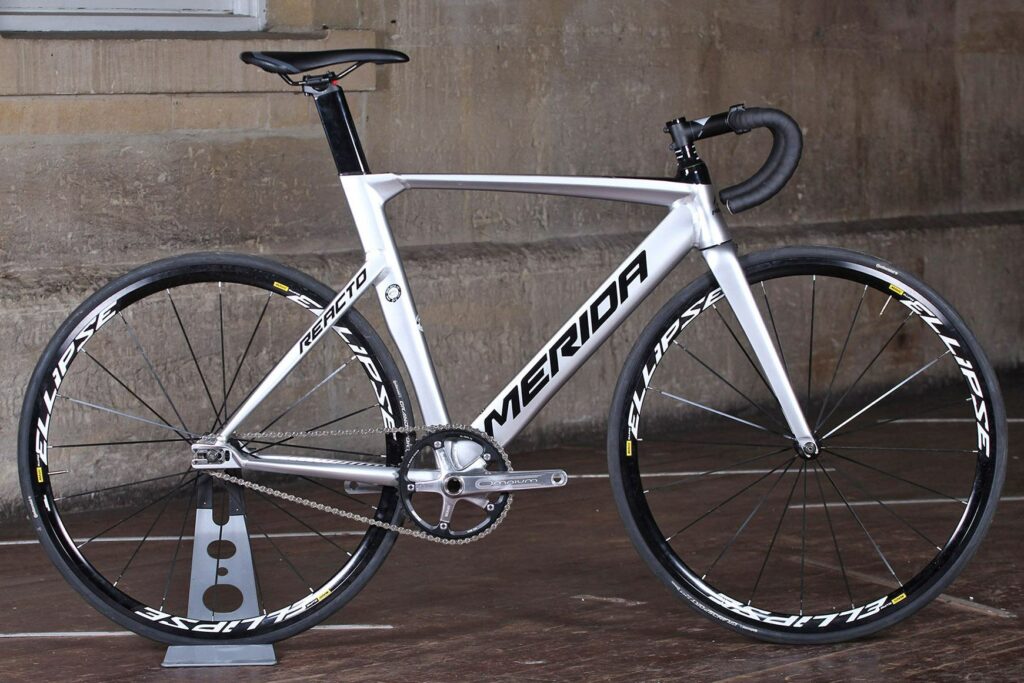 Merida Reacto Track 900 - Cycling News | Bike Reviews | road.cc