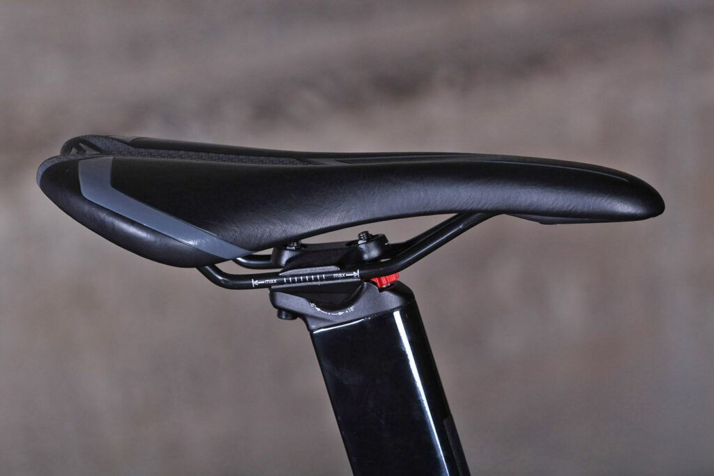 Merida Reacto Track 900 – saddle.jpg