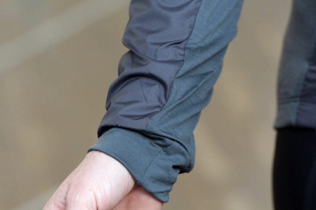Rapha Womens Brevet Long Sleeve Windblock Jersey – cuff.jpg