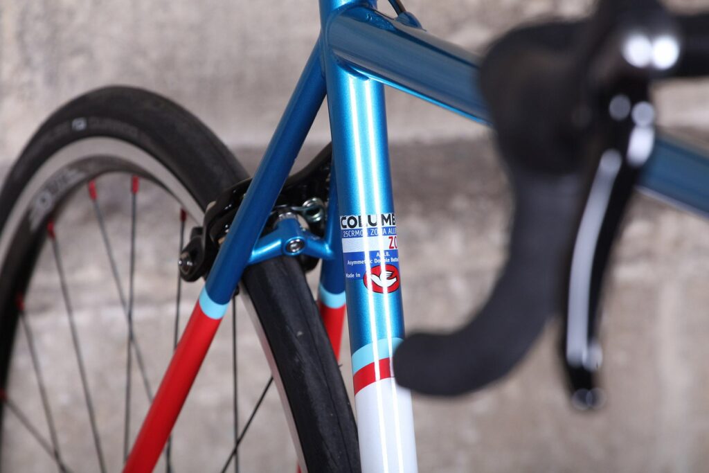 All-City Mr Pink – frame badge.jpg