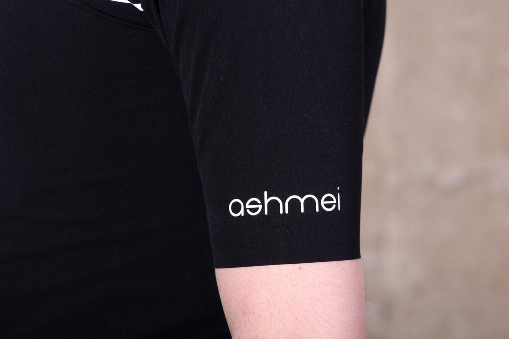 Ashmei 3 Season Jersey – sleeve.jpg
