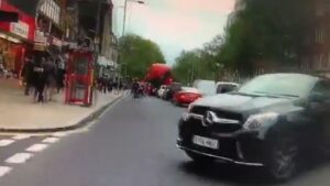 Jeremy Vine Mercedes driver in Kensington (Twitter video still).JPG