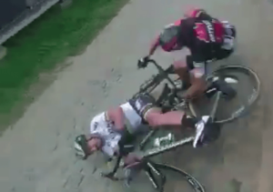 Peter Sagan Flandsr crash 2017 screengrab (still from Bas Tietema Twitter video).PNG