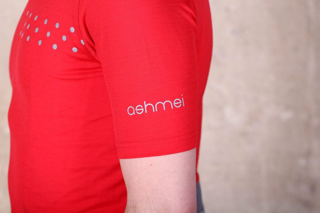 Ashmei KoM Jersey – sleeve.jpg