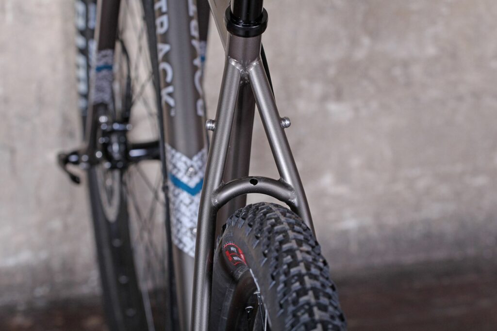 Bombtrack Hook EXT – stays.jpg