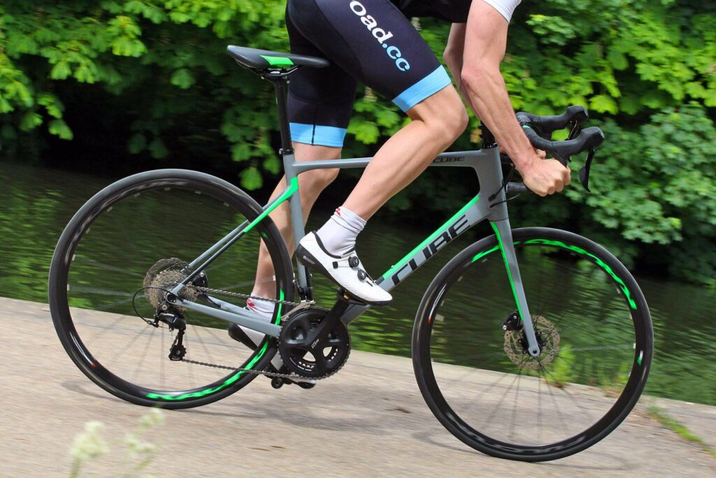 Cube Attain GTC Pro Disc – riding 3.jpg