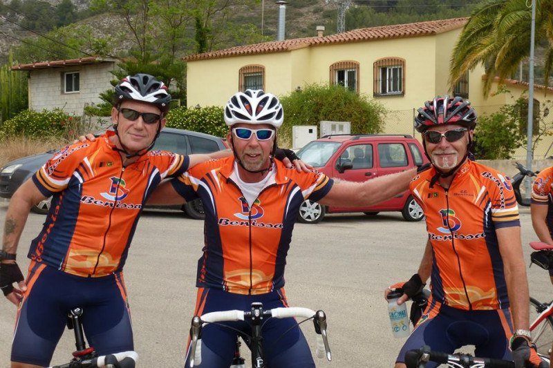 John Telfer (centre), via GoFundMe.jpeg