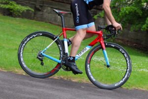 Tifosi SS26 Aero - riding 1.jpg