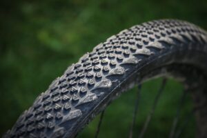 Vee Rail Tyre -1.jpg