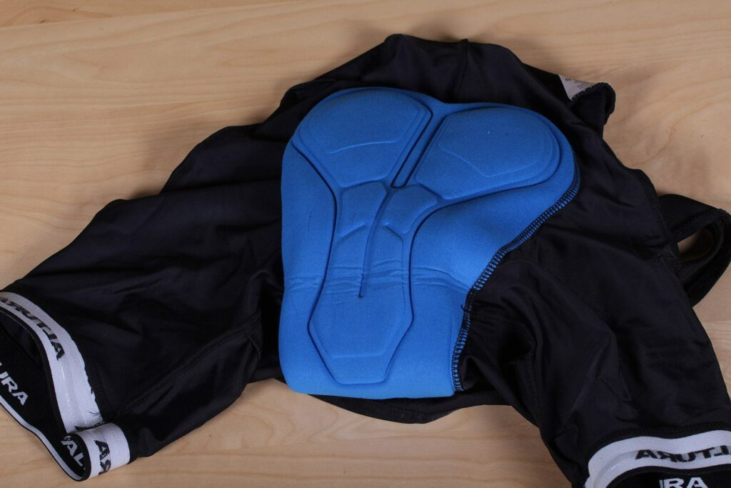 Altura Peloton II Pro Gel bib short – pad.jpg