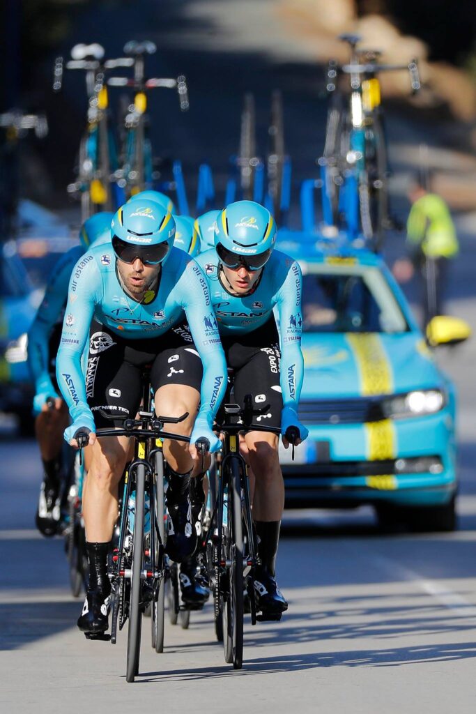 Astana Race team.jpg