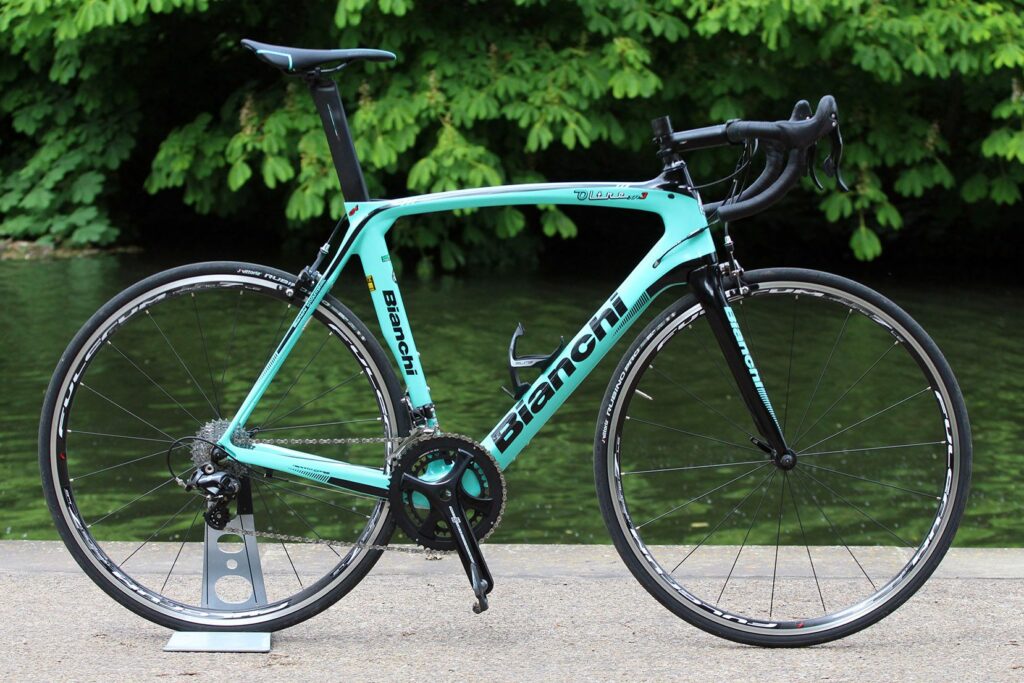 Bianchi Oltre XR3.jpg