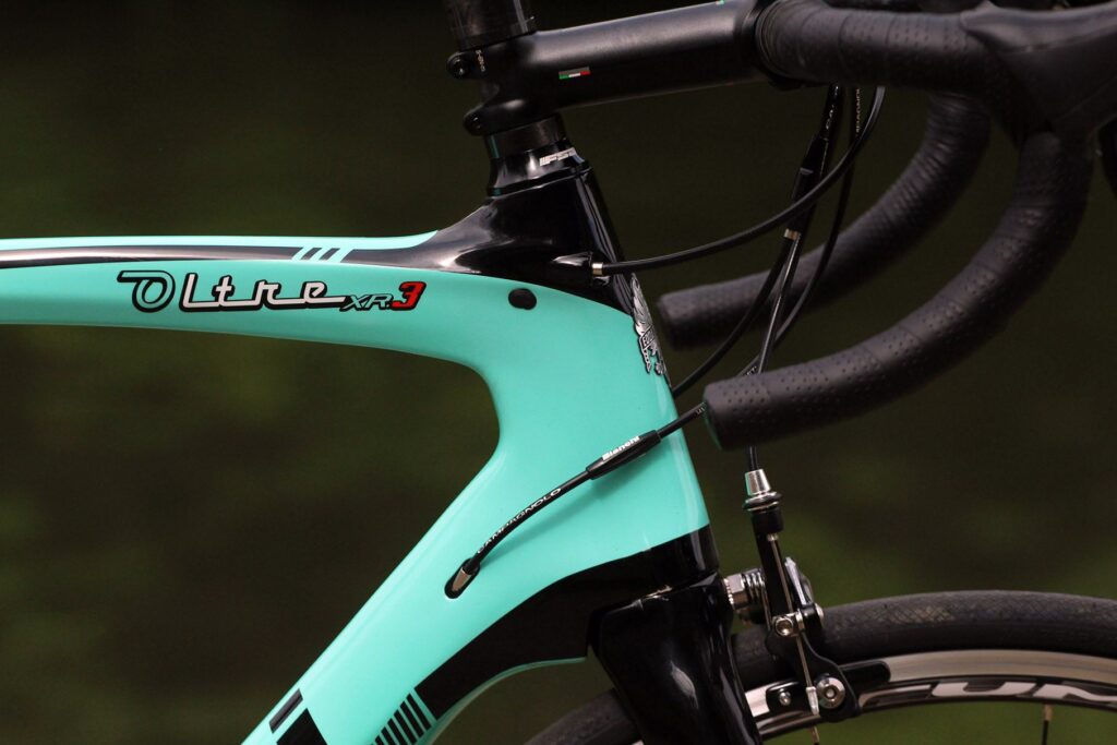 Bianchi Oltre XR3 – head tube.jpg