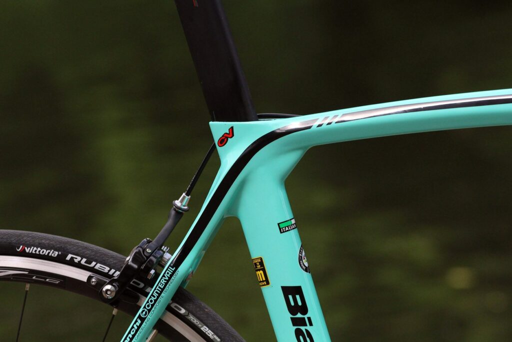 Bianchi Oltre XR3 – seat tube junction.jpg