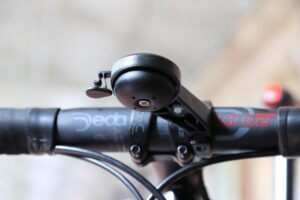 Hidemybell handlebar mount 2.jpg