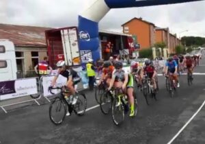 Irish women’s national road race enters final lap (via Twitter.jpg
