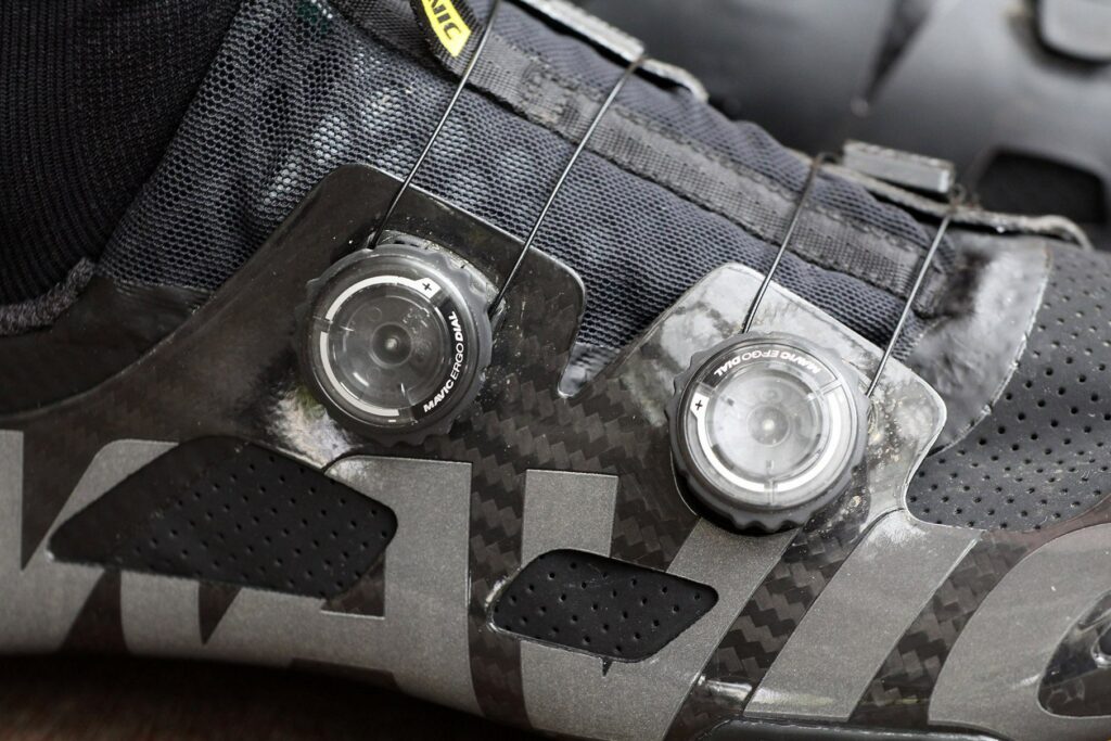 Mavic Comete shoes – ratchet 2.jpg