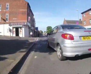 Nottingham driver cuts into bus line (via Twitter).jpg