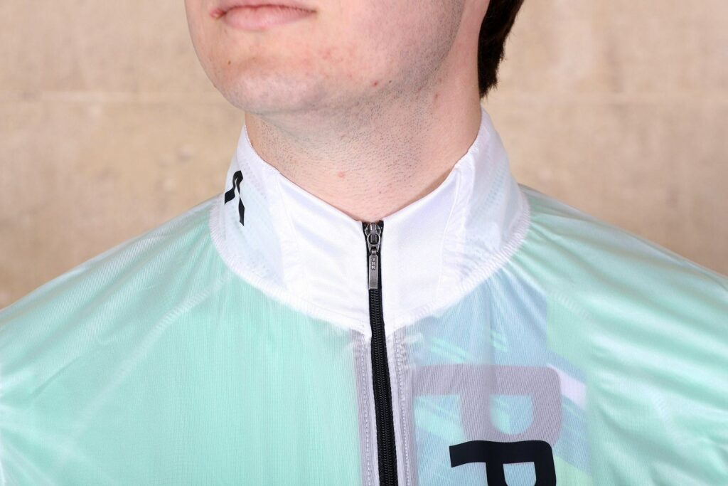 Primal Onyx Mens Clear Rain Jacket – collar.jpg