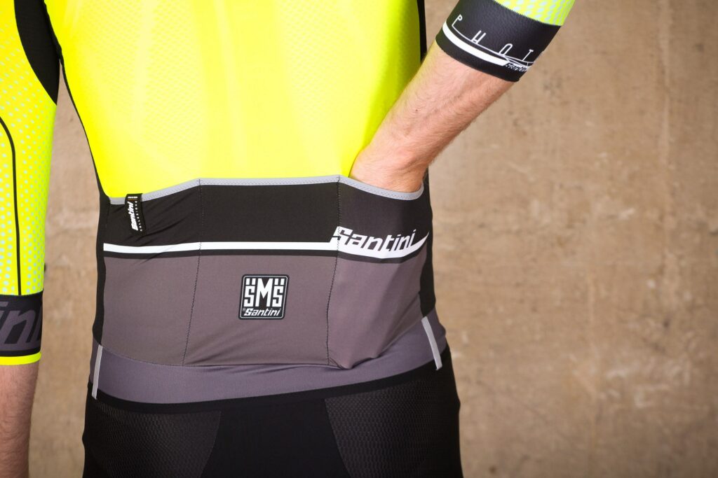 Santini Photon 3.0 jersey with 3-4 Sleeves – pockets.jpg