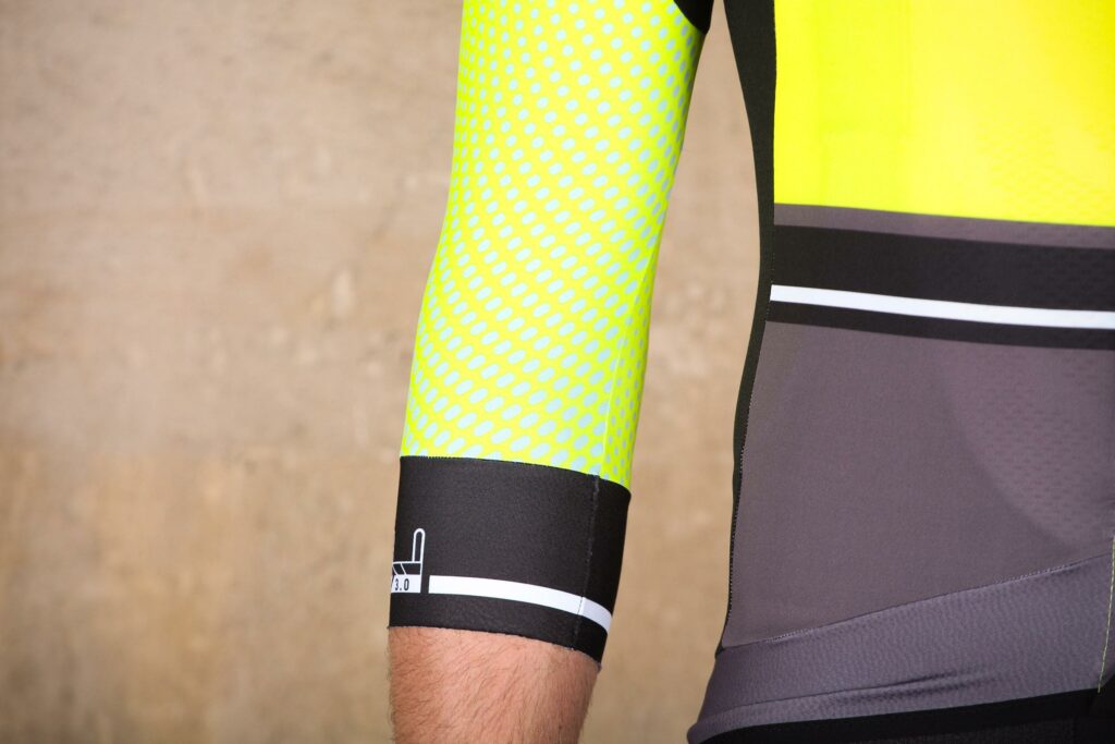 Santini Photon 3.0 jersey with 3-4 Sleeves – sleeve 2.jpg