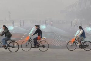 Smog free bicycle concept (source Studio Roosegaarde).jpg
