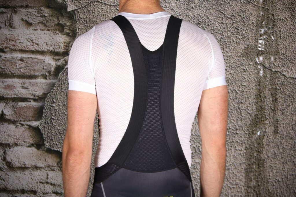Ale R-EV1 Master Bibshorts – straps back.jpg