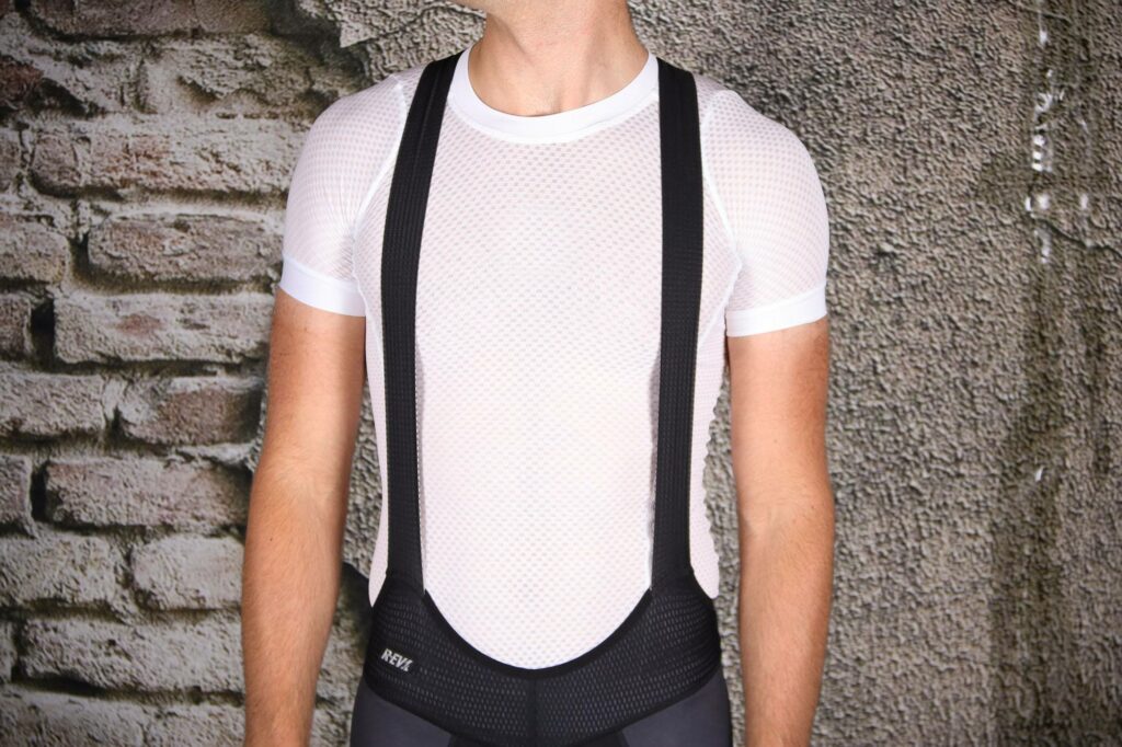 Ale R-EV1 Master Bibshorts – straps front.jpg