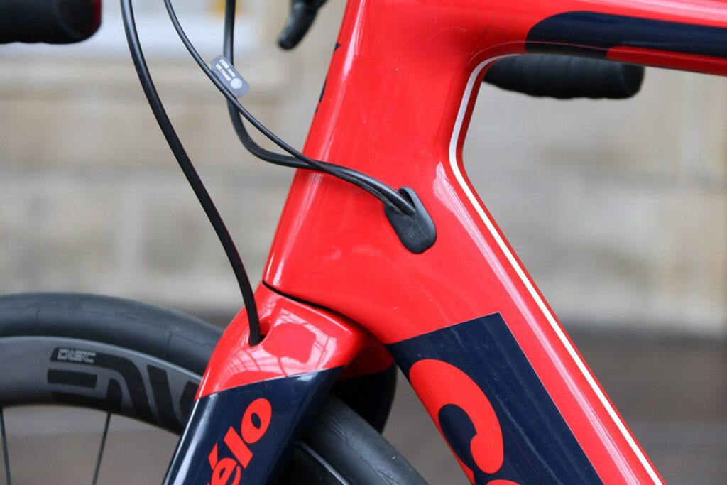 Cervelo S3 Disc – cable route.jpg