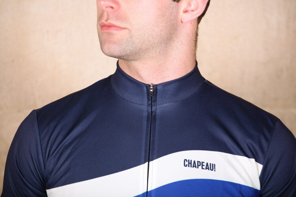 Chapeau! Tempo Jersey – collar.jpg