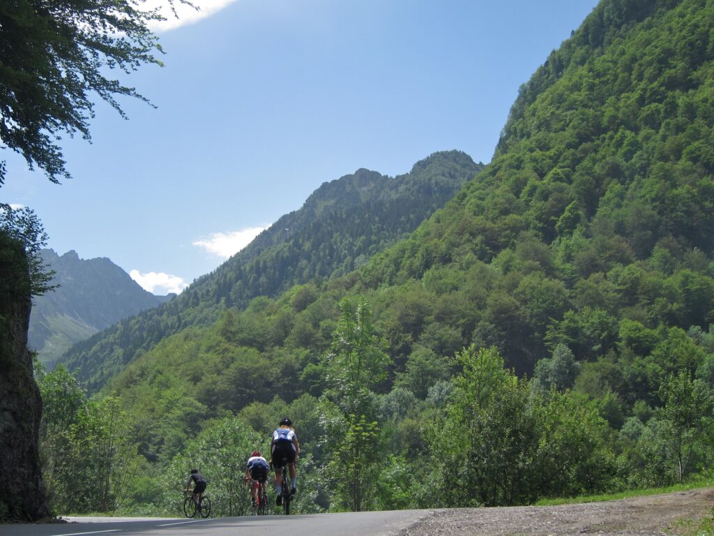 Tour De Force Part 2 – Col d’Agnes Rear.jpg