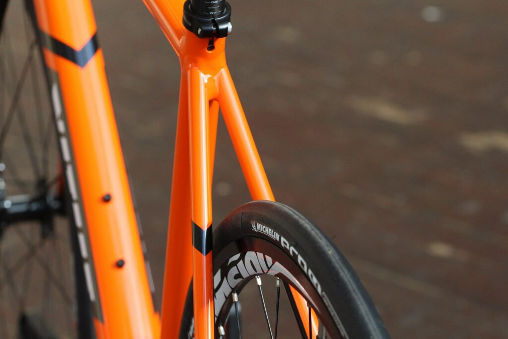 Vitus Zenium SL Disc – seat stays 2.jpg