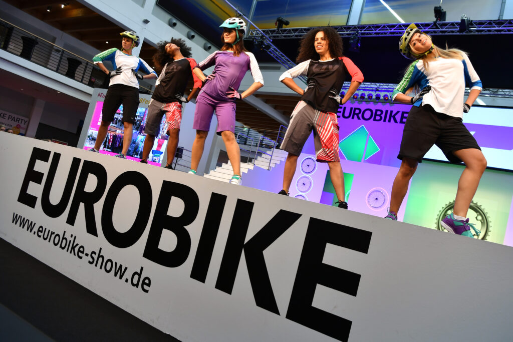 0220EUROBIKE2016.jpg