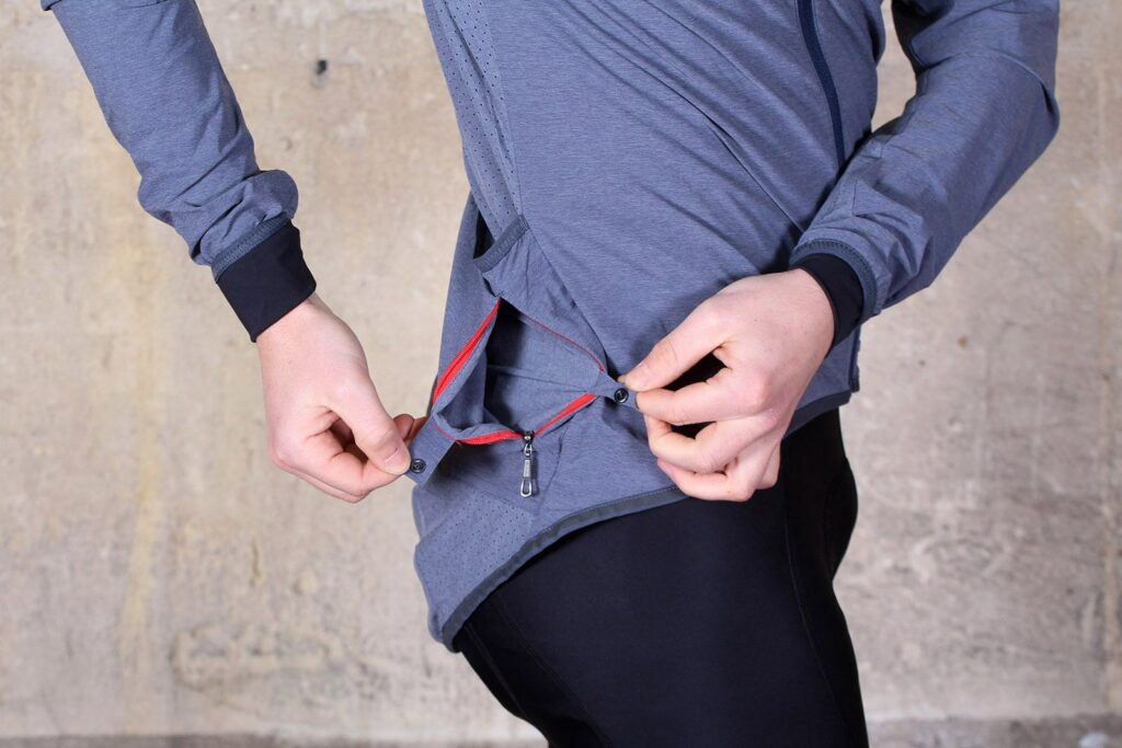 Ashmei Windjacket – pocket zipped.jpg