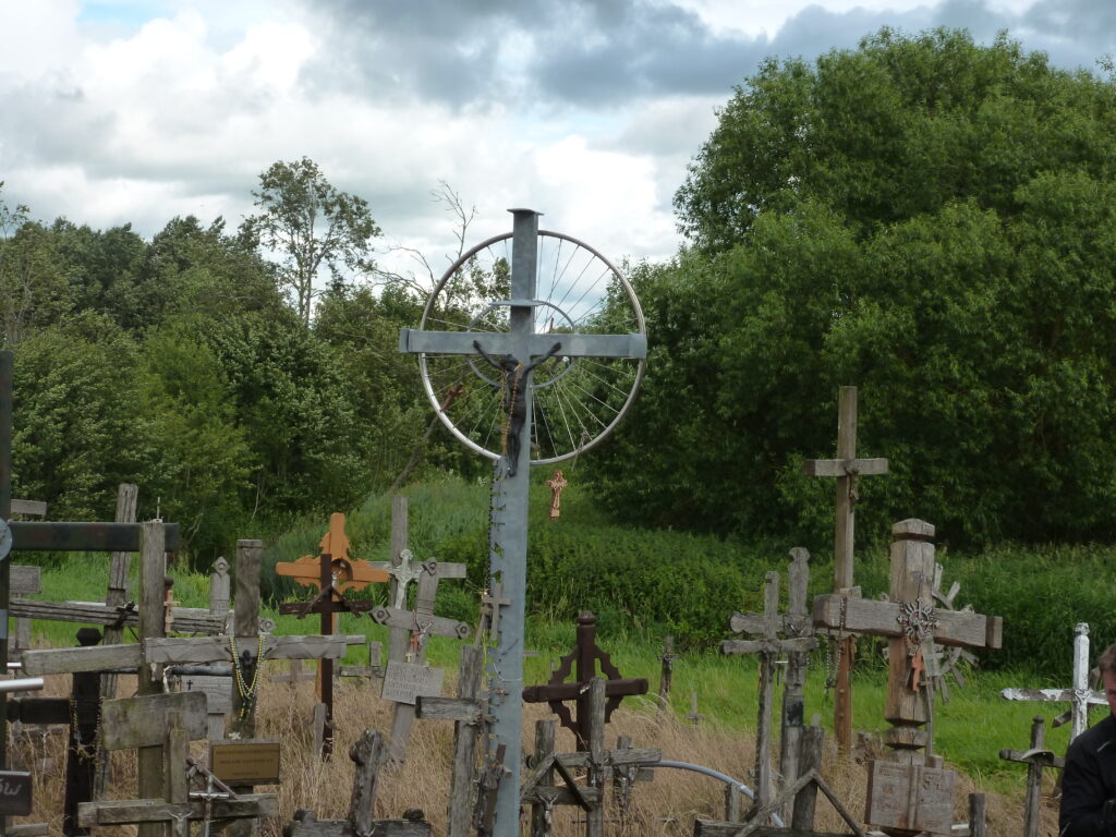 Baltics – Hill of crosses2.JPG